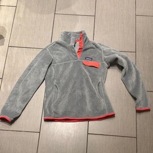 Patagonia Gray Fleece with coral trim